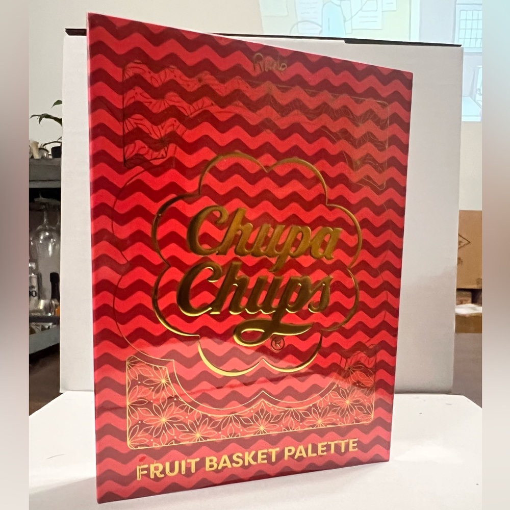💥 Buy 2 Get 1 Free💥 Rude Cosmetics Chupa Chups Fruit Basket 12 Eyeshadow Palette